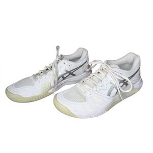 ASICS Gel-Challenger tennis shoes